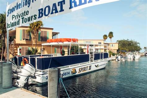 Captain pip's marina & hideaway - Captain Pip's Marina & Hideaway in Marathon, Florida Keys (Mile Marker 47.6) is known for its spotless accommodations and friendly island atmosphere. Located on Florida Bay a half mile from the Seven Mile Bridge, there's easy open water access to the bay and the ocean. We offer quality Florida boat rentals, Spirit Snorkeling and beautiful ...